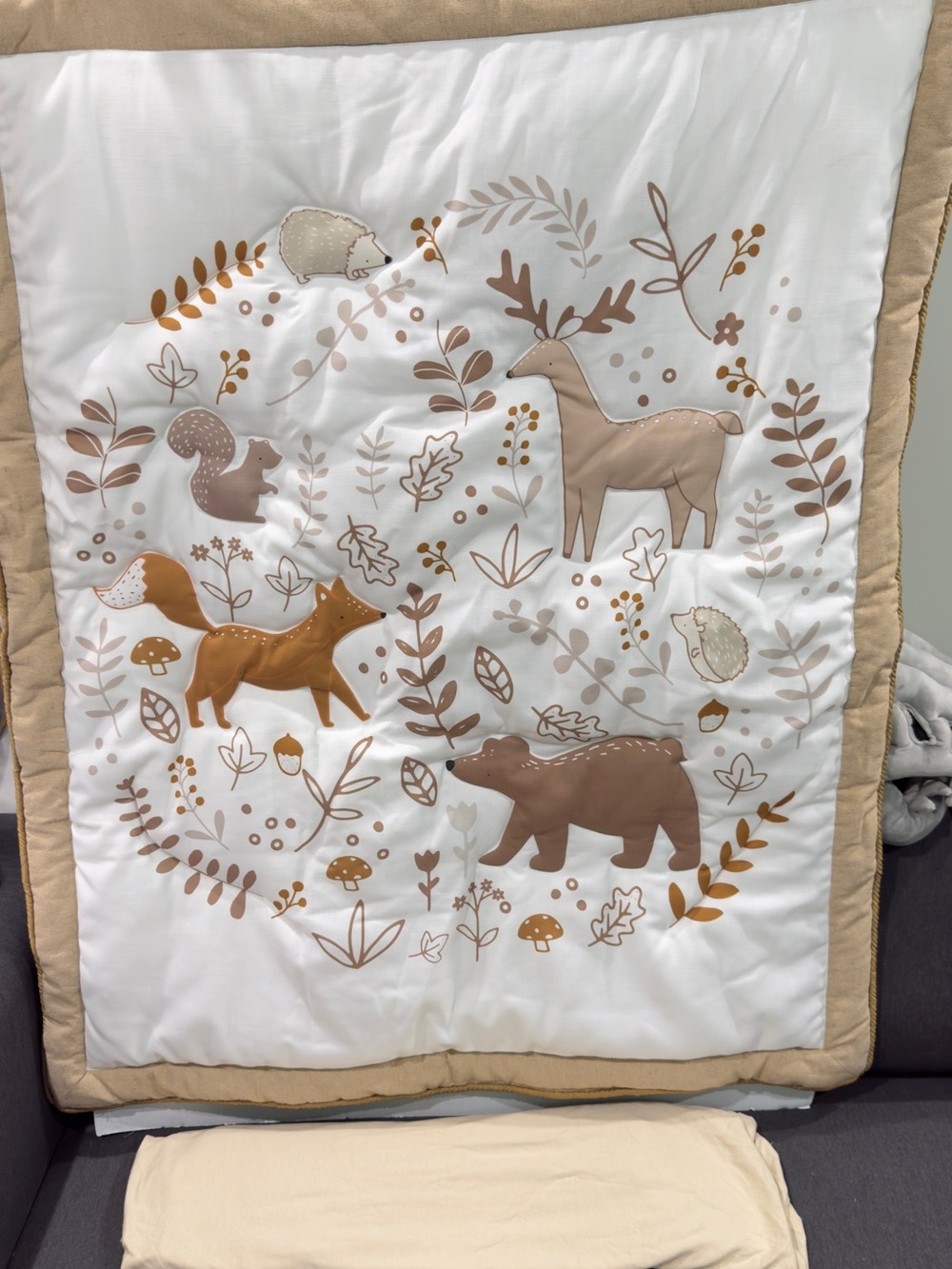 Neutral Woodland Animals Baby Crib Bedding set- New see details